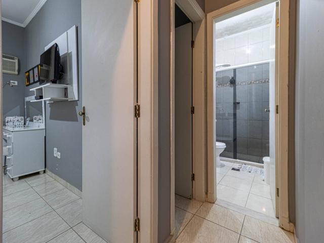 #2408 - Apartamento para Venda em Santos - SP - 2