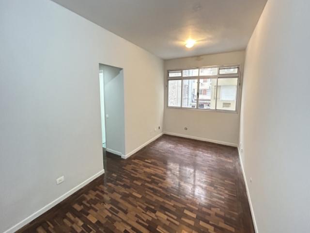 #2068 - Apartamento para Locação em Santos - SP - 1