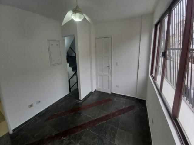 #2083 - Casa para Venda em Santos - SP - 2