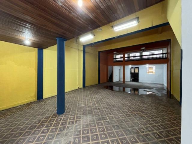 #1830 - Loja para Locação em Santos - SP - 2